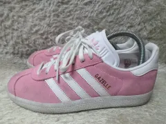 235 アディダス ガゼル ピンク スニーカー 中古 靴