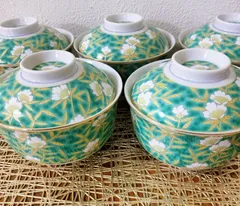 美品　有田焼　明国窯火　佐賀錦　金彩花文様　蓋付小どんぶり5個セット
