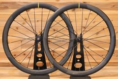 마빅 MAVIC 코스믹 COSMIC SLR 45 DISC 시마노 11S/12S 19C 카본 튜브리스 레이디 로드 오토바이 휠 세트 [히로시마점]