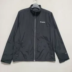 Columbia ブラック 季節の変わり目 ウィンドブレーカー ジップアップ メンズ105 ㅡ0624