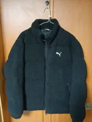 プーマ ブラック フリース ジャケット