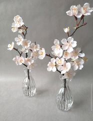 クレイフラワー：樹脂粘土：豪華；胡蝶蘭とカスミ草6本 - メルカリ