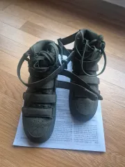 ナイキ X ビリー アイリッシュ エアフォース 1 ハイ オリーブ