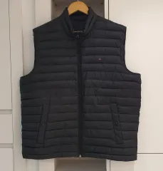 トミーヒルフィガー 超軽量 ダウンベスト 110