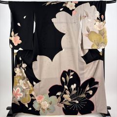 Item thumbnail for item 4364adc4-8cb8-47b4-bab0-a2f3157b530f