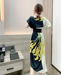 ワンピース 膝丈 ウエストマーク フラワープリントドレス 082703