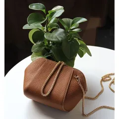 韓国 8色 今季新作 ミニショルダーバッグ ゴールドチェーン