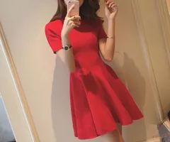 送料無料 ワンピース 無地 ミニ シンプル Aライン 赤 黒 半袖
