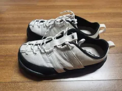 New Balance アイボリー スニーカー レディース 240