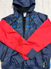 ナイキ ウィンドブレーカー