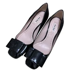 美品 miumiu ミュウミュウ パテント リボンパンプス サイズ35 1/2 約22.5cm ブラック レディース 古着 中古 USED