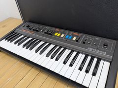 アップライトピアノ ローゼンストック RS 101E - メルカリ