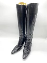 Item thumbnail for item f0e6c72f-4170-4be3-bdb6-b6d66b8c2f9b