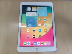 SIMフリー AU Apple iPad 第6世代 32GB Wi-Fi+Cellular 白ロム動作品ゴールド