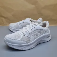 SKECHERS スケッチャーズ アーチフィット レディーススニーカー 23センチ