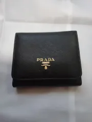 PRADA プラダ サフィアーノ ブラック 二つ折り財布