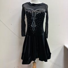 7311★未使用　M ブラック ラインストーン ラテンドレス 社交ダンス 7311☆未使用 M ブラック ラインストーン ラテンドレス 社交ダンス