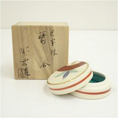 香合 赤絵兎 清閑寺窯 共箱入 茶道具 香道具 陶磁器 京焼 伝統工芸品