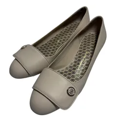 美品 Salvatore Ferragamo サルヴァトーレフェラガモ レザー ローヒール パンプス サイズ4 1/2 21.5cm相当 ベージュ レディース 古着 中古 USED