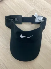 ナイキ エース サンキャップ ブラック M/L