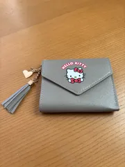 ハローキティ　財布　グレー