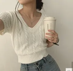 ケーブル編み 半袖 Vネック ニット