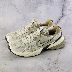 NIKE メンズ 270 (レディース 275) V2K RUN ランニングシューズ