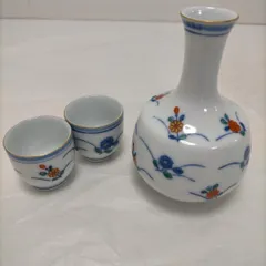有田焼 徳利＆お猪口2客セット 白　花柄　 色絵花文 金縁 酒器揃　 徳利 お猪口 セット 色絵  金縁 酒器 盃 晩酌 日本酒 和食器 陶磁器 来客用　　260116-11Y