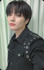 Item thumbnail for item af98e00f-8379-48f2-8a8f-a683e17dbdf4