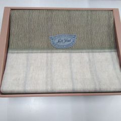 Item thumbnail for item 4cd97575-3a0c-44da-9dd3-08c8553d4cb1