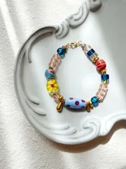 S039 とんぼ玉 ガラスビーズ 真鍮 花 カラフルなブレスレット 一点物 ハンドメイドアクセサリー