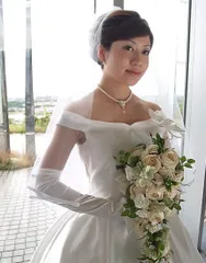 ウェディングベール【リリア】（ミドル丈）