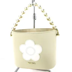 【三重本店】 中古 MARY QUANT | マリークヮント ショルダーバッグ パールデコレーションデイジー ショルダー パールデコレーションデイジー ショルダー アイボリー 【121】
