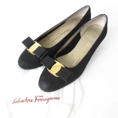 良品 Salvatore Ferragamo サルヴァトーレフェラガモ ヴァラ リボン ラウンドトゥ ローヒール パンプス 5B 22.5cm相当 ブラック レディース 古着 中古 USED