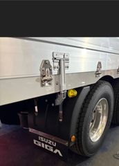 いすゞ/リアフェンダー4枚セット/タレゴム付/日本トレクス/ギガ/大型トラック/カスタム/デコトラ/泥除け/外装/エアロ/領収書/法人様歓迎