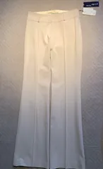 脚長パンツ
