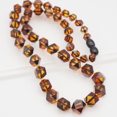 Q569 琥珀 コハク アンバー ネックレス デザインカット デザイン