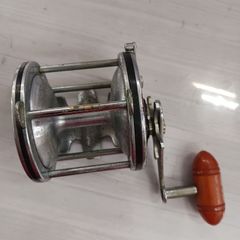 A*つ様 【年代物】本家整理品 ペン社製 ヴィンテージリール スクイダー