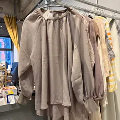 【東あずま店　併売品】　無地　ブラウス シャツ トップス　レディース　blouse　shirt　Tops　ladies　XL LL 2L サイズ 42 13号　長袖
