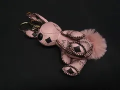 2026年最新】MCMうさぎキーホルダーの人気アイテム - メルカリ