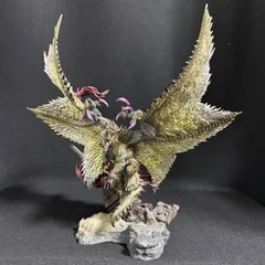 モンスターハンター クリエイターズモデル 天廻龍 シャガルマガラ フィギュア