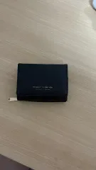 ブラック二つ折り財布 デザイン 財布