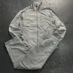 100 NIKE ウィンドブレーカー セットアップ