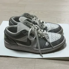 ジョーダン 1 ロー 白 ウルフ グレー 245