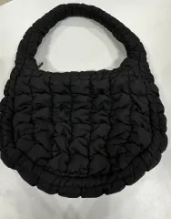 COS キルティング クラウドバッグ ミニ