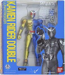 반다이 SHFiguart 가면 라이더 W 루나 트리거