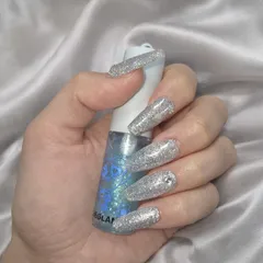【貼るだけ簡単！】フラッシュネイル ネイルチップ シルバー 初心者さん向け キラキラ シンプルネイル y2k 韓国 ワンホン 冬ネイル 春ネイル デート 推し活 ライブ ホワイトデー ストーン
