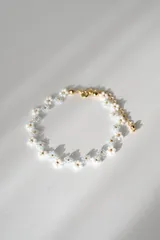 ◯ フラワービーズブレスレット　ブルーホワイト