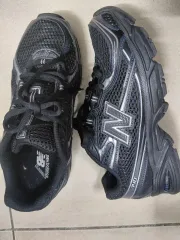 ニューバランス740 ブラック