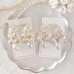 小花 ボリュームパールorオーロラ《ピアス/イヤリング》